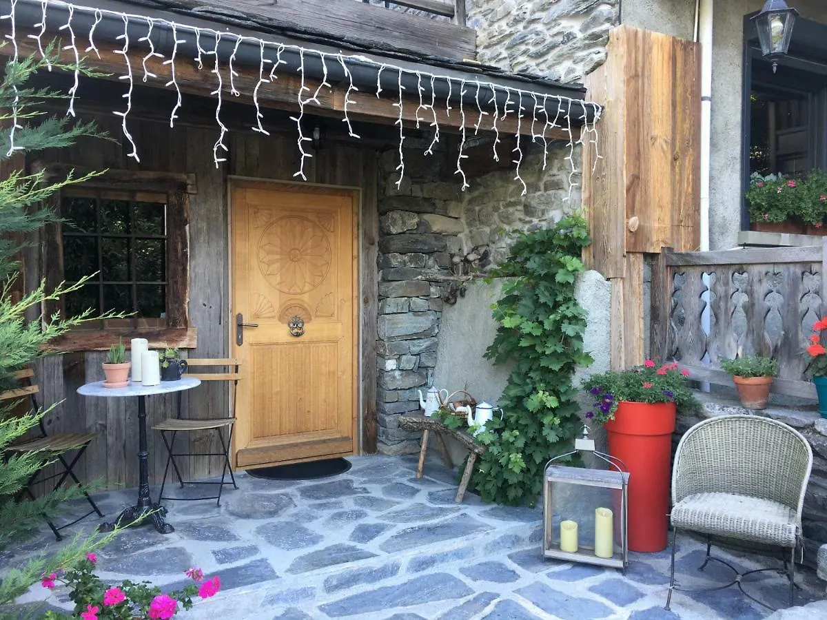 Bed and Breakfast La Belle Josephine à Bourg-Saint-Maurice Couette-café